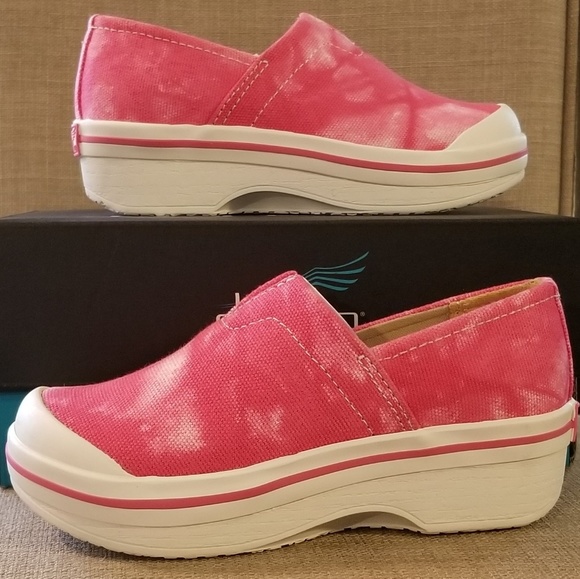 Dansko Other - Dansko Kids Shoes Size 10.5 - 11